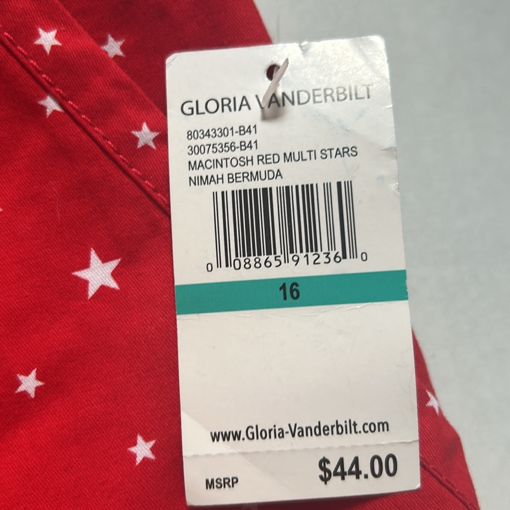 Gloria Vanderbilt Red Star Print Bermuda Shorts—size 18–NWT - Picture 3 of 5